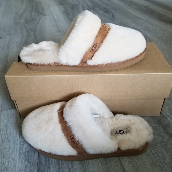 dalla ugg slippers